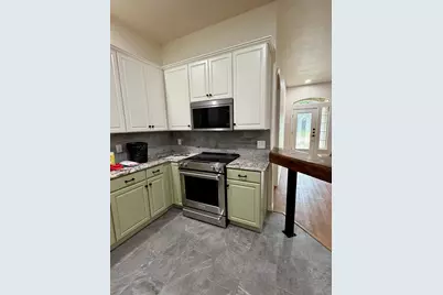 1001 Roberts Bend, Granbury, TX 76048 - Photo 8