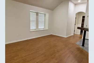 1001 Roberts Bend, Granbury, TX 76048 - Photo 6