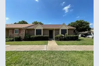 27 E Mountain Creek Court #5, Grand Prairie, TX 75052 - Photo 1
