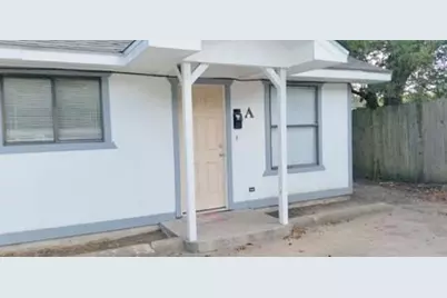 105 E Tyler Street #A, Ennis, TX 75119 - Photo 1