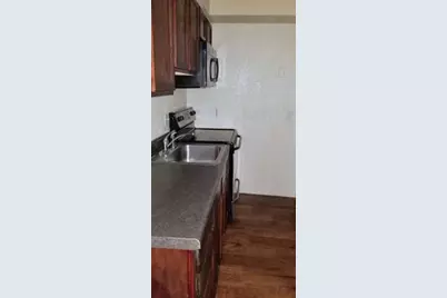 105 E Tyler Street #A, Ennis, TX 75119 - Photo 6
