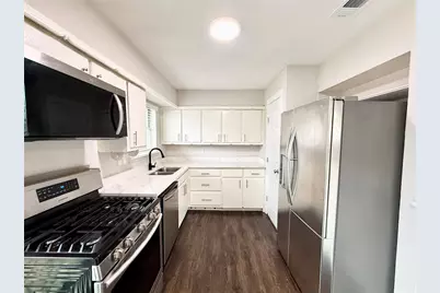 2577 Brandywine Drive, Farmers Branch, TX 75234 - Photo 2