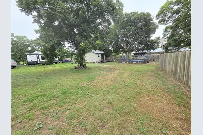 406 N Goliad, Runge, TX 78151 - Photo 30