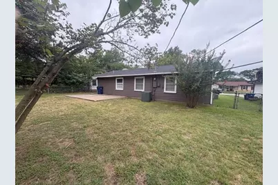 105 SW Taylor Street, Burleson, TX 76028 - Photo 26