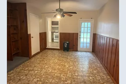 105 SW Taylor Street, Burleson, TX 76028 - Photo 10