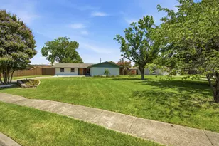 3145 Longbow Ct, Dallas, TX 75229 - Photo 24