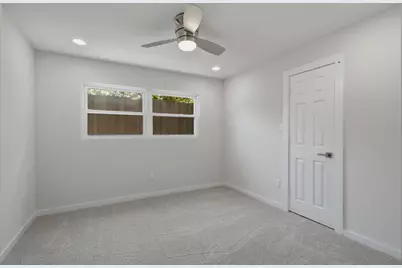 3145 Longbow Court, Dallas, TX 75229 - Photo 12