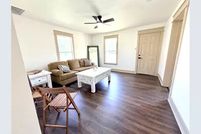 707 Reynolds Street, Goldthwaite, TX 76844 - Photo 4