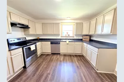 707 Reynolds Street, Goldthwaite, TX 76844 - Photo 12