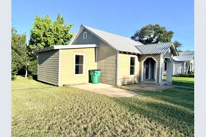 707 Reynolds Street, Goldthwaite, TX 76844 - Photo 30