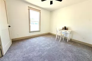 707 Reynolds St, Goldthwaite, TX 76844 - Photo 4