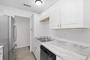 1211 Aspen Dr, Duncanville, TX 75116 - Photo 6