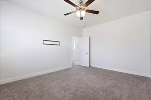 10421 Table Bluff St, Aubrey, TX 76227 - Photo 32