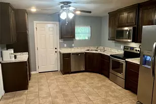 104 Lynn Dr, Azle, TX 76020 - Photo 2