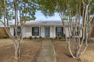 2814 Lindbergh Drive, Dallas, TX 75228 - Photo 2