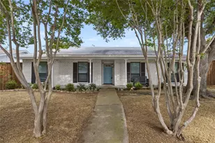 2814 Lindbergh Dr, Dallas, TX 75228 - Photo 2