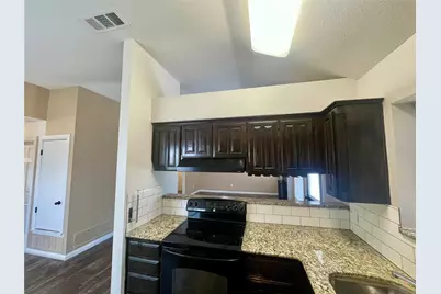 625 Main Street, Roanoke, TX 76262 - Photo 8