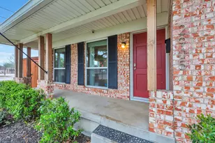 2905 Eric Ln, Farmers Branch, TX 75234 - Photo 2
