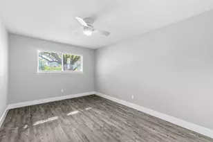 112 Royal Ln, Commerce, TX 75428 - Photo 20
