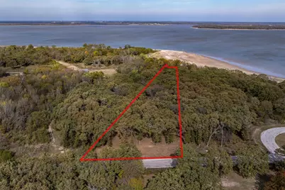 8375 Southern Shore Court, Kemp, TX 75143 - Photo 2