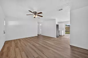 900 S 3rd St, Sanger, TX 76266 - Photo 8