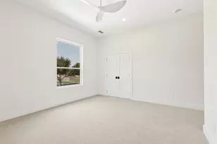 13723 Far Hills Ln, Dallas, TX 75240 - Photo 30