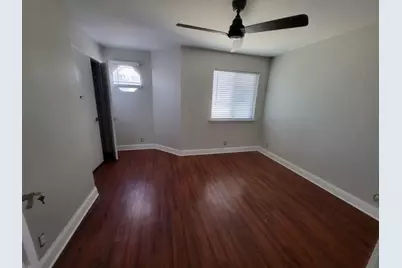 724 S Welch Street #4, Denton, TX 76201 - Photo 8