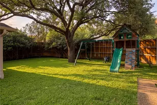 9535 Viewside Dr, Dallas, TX 75231 - Photo 26