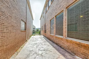 6739 Palo Duro Dr, Irving, TX 75063 - Photo 22