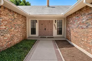 3824 Hackberry Ln, Bedford, TX 76021 - Photo 2