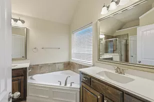 2428 Ranchview Dr, Little Elm, TX 75068 - Photo 20