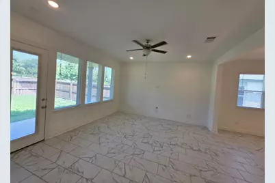 4516 Hammerstein Boulevard, Denton, TX 76210 - Photo 8