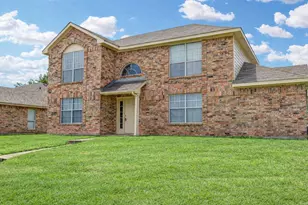 202 Lavender Dr, Cedar Hill, TX 75104 - Photo 1