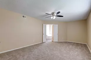 202 Lavender Dr, Cedar Hill, TX 75104 - Photo 12