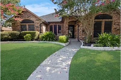 1226 Stillwater Trail, Carrollton, TX 75007 - Photo 2