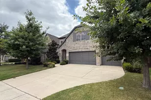 4515 Helston Dr, Plano, TX 75024 - Photo 2