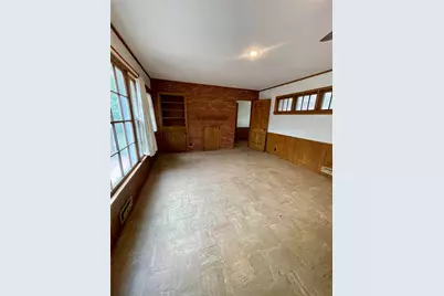 715 S Rusk Street, Gainesville, TX 76240 - Photo 12