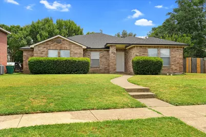 702 Lowe Drive, Cedar Hill, TX 75104 - Photo 1