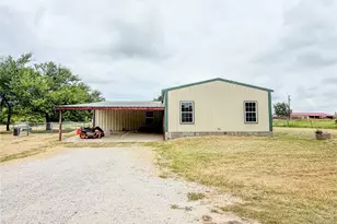 205 Co Rd 1794, Sunset, TX 76270 - Photo 4