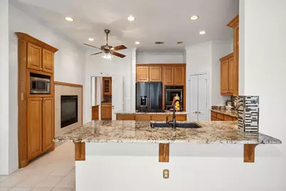 1013 Brook Arbor Drive, Mansfield, TX 76063 - Photo 14