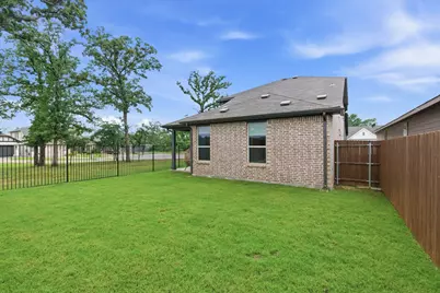 1017 King Street, Aubrey, TX 76227 - Photo 32