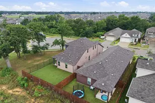 1017 King St, Aubrey, TX 76227 - Photo 34