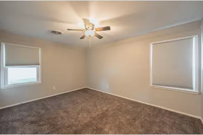 5616 Ammons Street, Haltom City, TX 76117 - Photo 6