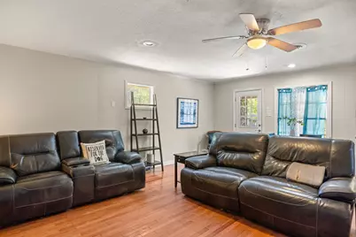 5225 Stephanie Drive, Haltom City, TX 76117 - Photo 14