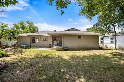 5225 Stephanie Drive, Haltom City, TX 76117 - Photo 16