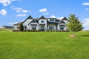 412 Royal Santana Run, Weatherford, TX 76087 - Photo 2