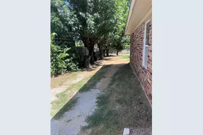 1209 Meriweather Avenue, Fort Worth, TX 76115 - Photo 12