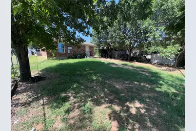1209 Meriweather Avenue, Fort Worth, TX 76115 - Photo 14
