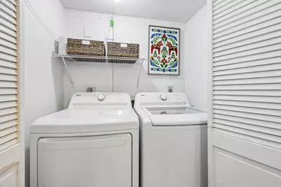 5200 Martel Avenue #24B, Dallas, TX 75206 - Photo 14