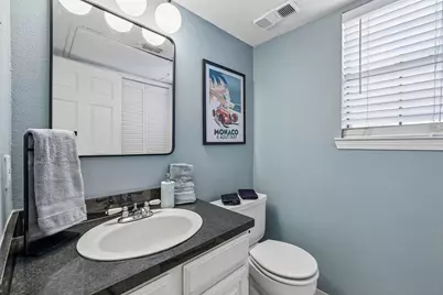 5200 Martel Avenue #24B, Dallas, TX 75206 - Photo 8